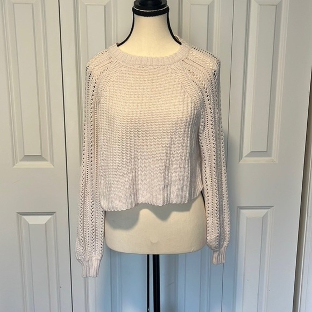 American Eagle cropped crochet knit sweater in cream white XS amazing condition